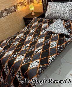 Affordable Single Bed Razai Set in Pakistan featuring soft 500 GSM quilt, breathable mix cotton bedsheet, and matching pillow cover for hostels and guest rooms.