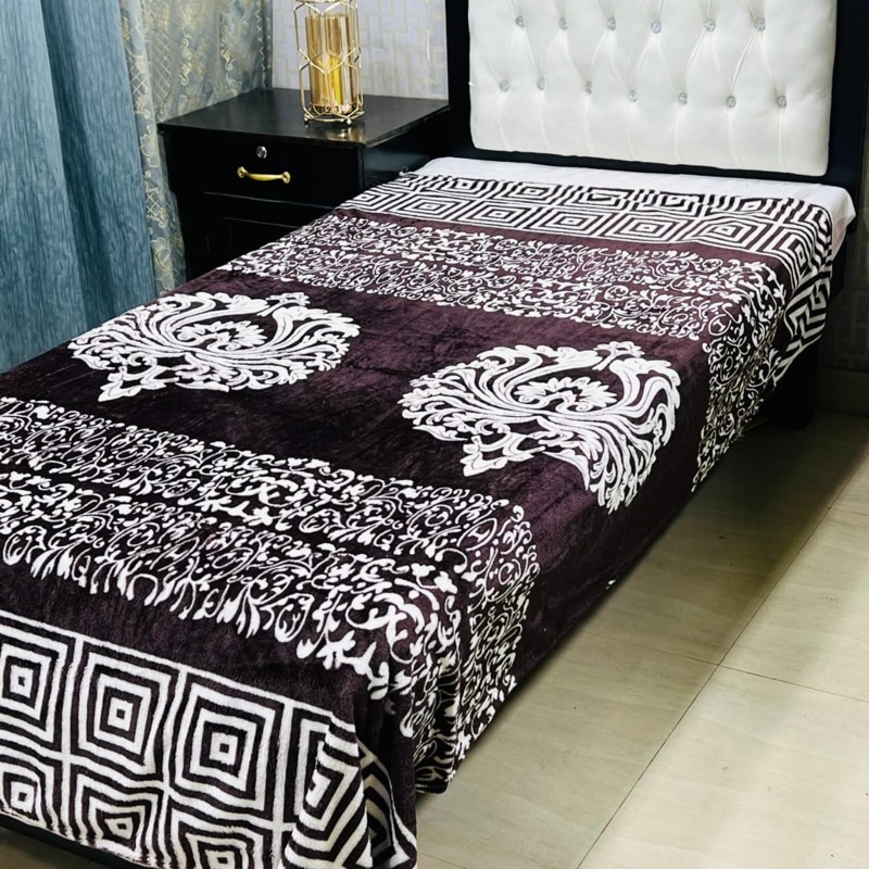 All weather single bed AC blanket with smooth fleece texture