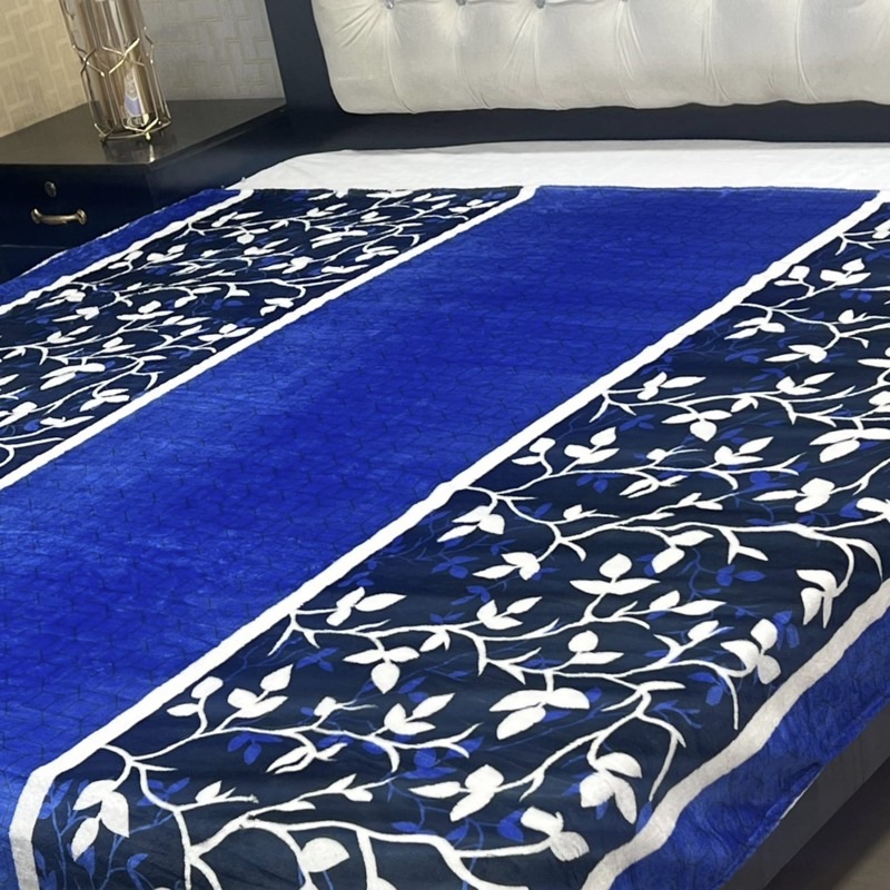 Printed soft fleece double bed AC blanket suitable for all weather use
