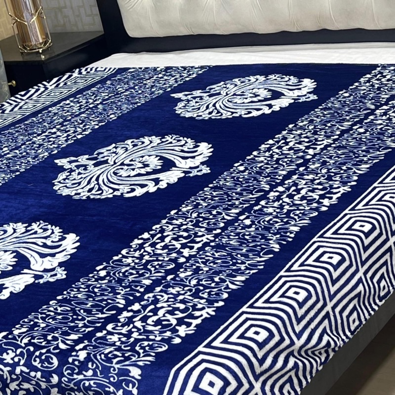 Comfortable soft fleece double bed AC blanket for all seasons