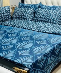 7pc king size bedding set with printed comforter and pillows