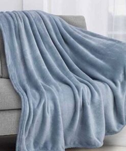 Comfortable Soft Fleece Blanket King Size Plain Design Winter Home Blanket 