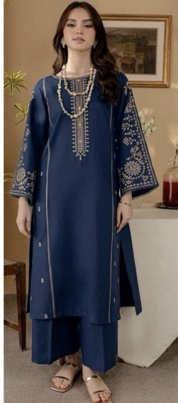 Classic Red Unstitched Sapphire Winter Dhanak 2PC Embroidered Suit with floral embroidered details by Jalwa Store