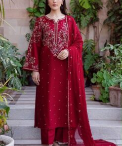 Coordinated dupatta drape and hem embroidery of Jazmin SK-698 winter dhanak Pakistani ladies collection