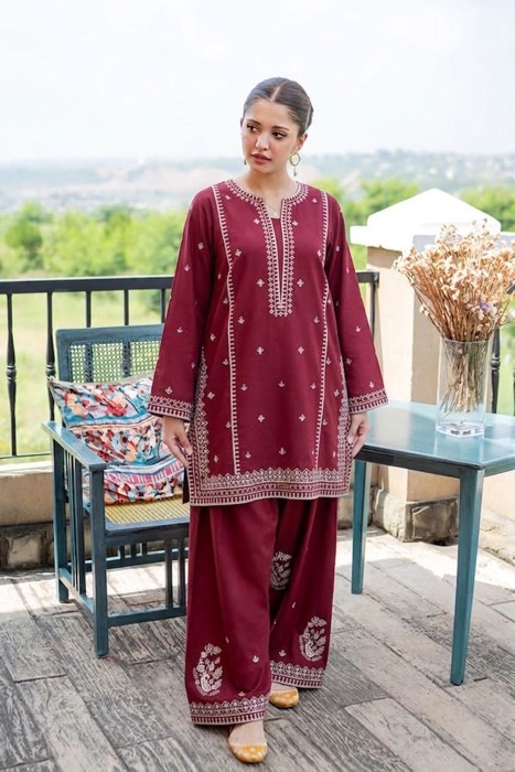 Gorgeous Teal Sapphire Dhanak 2-Piece Embroidered Winter Collection for cozy winter styling - Jalwa Store New Arrivals