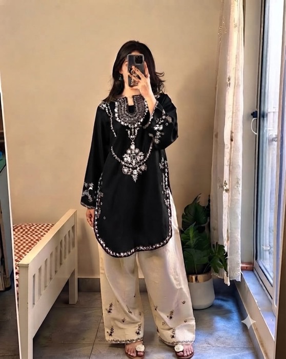 Beautiful Teal Sapphire Winter Dhanak 2PC Embroidered Suit with premium winter insulation from Jalwa Store Winter Collection