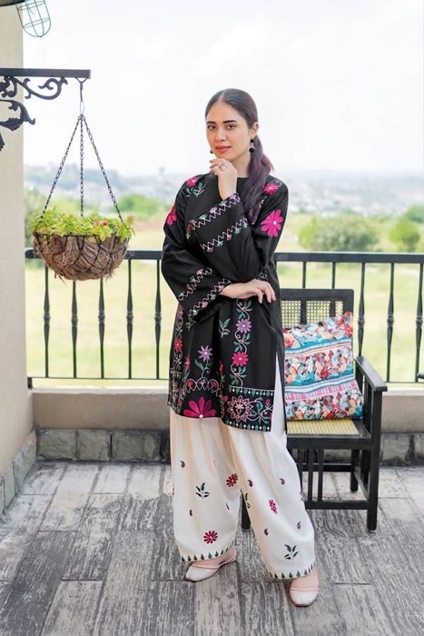 Beautiful Rust Unstitched Sapphire Winter Dhanak 2PC Embroidered Suit with premium winter insulation - Jalwa Store Exclusive
