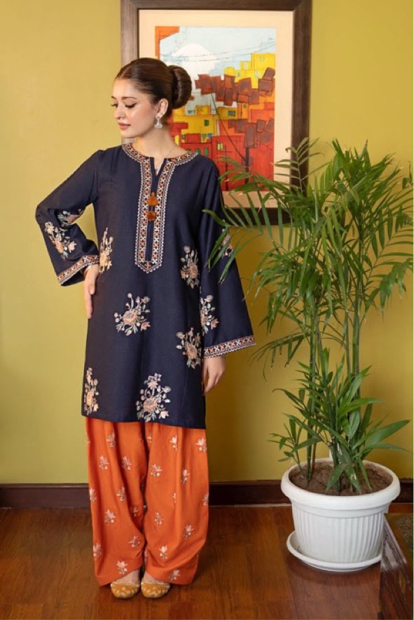 Stylish Maroon 2PC Embroidered Sapphire Winter Dhanak Dress with floral embroidered details - Jalwa Store New Arrivals