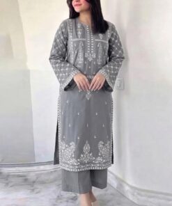 Gorgeous Peach 2PC Embroidered Sapphire Winter Dhanak Dress with intricate threadwork from Jalwa Store Winter Collection Classic Emerald Sapphire Dhanak 2-Piece Embroidered Winter Collection for cozy winter styling | Jalwa Store Pakistani Fashion