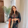 Coordinated dupatta drape and hem embroidery of Beechtree SK-675 winter dhanak Pakistani ladies collection