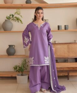 Matching woven winter shawl and trouser fabric of Asim Jofa SK-682 winter dhanak Pakistani ladies collection