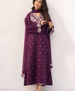 Front full view of Urge SK-672 winter dhanak unstitched 3 piece winter suit at Jalwa Store