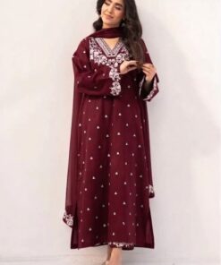 Catalog presentation of Coco by Zara Shahjahan SK-670 winter dhanak unstitched 3 piece winter suit at Jalwa Store